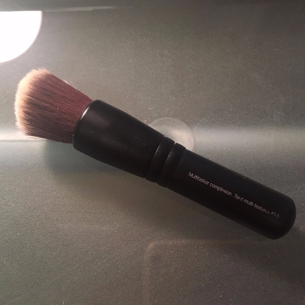 SEPHORA COLLECTION Classic Mini Multitasker Brush